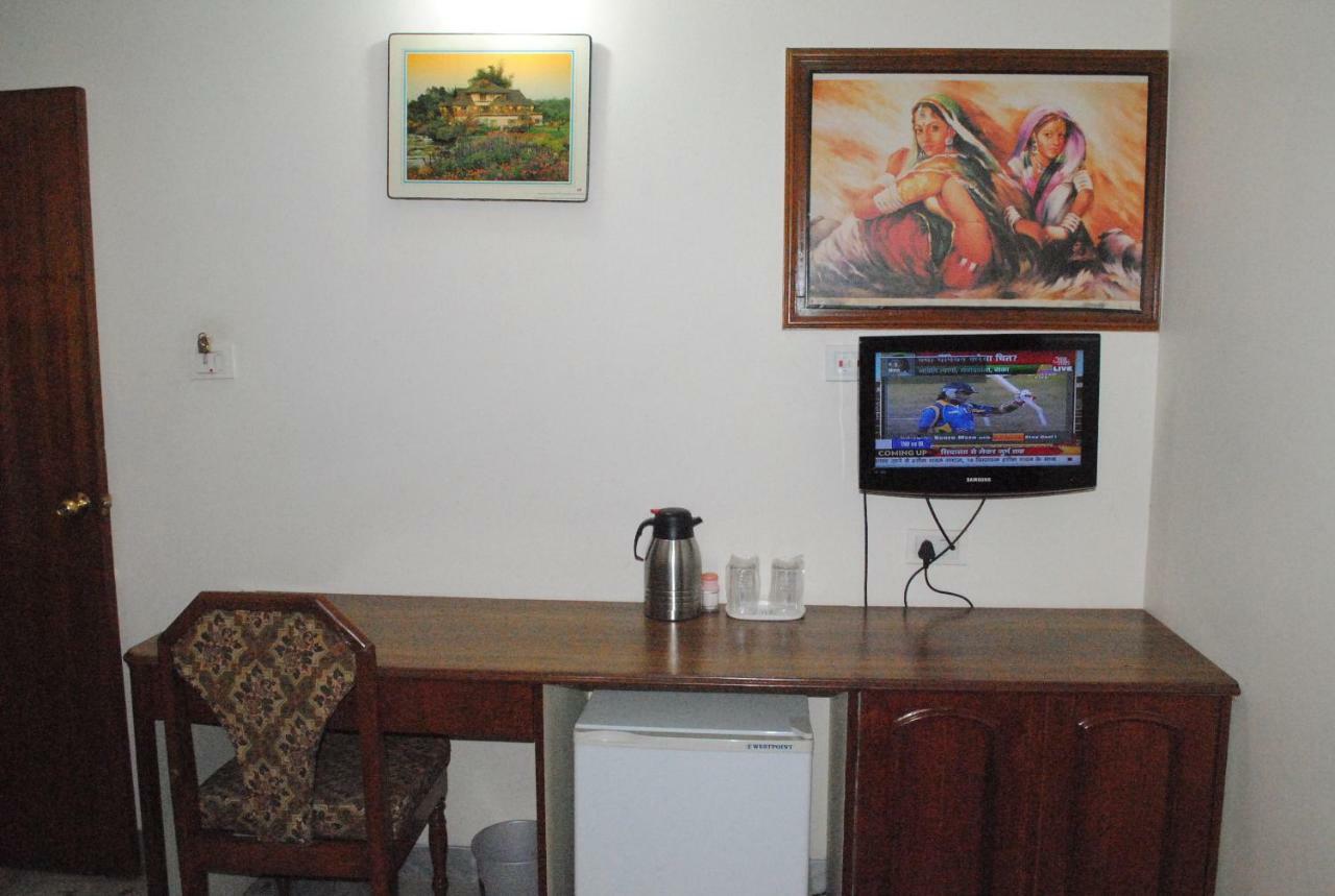 Geetco Hotel Jalor 外观 照片