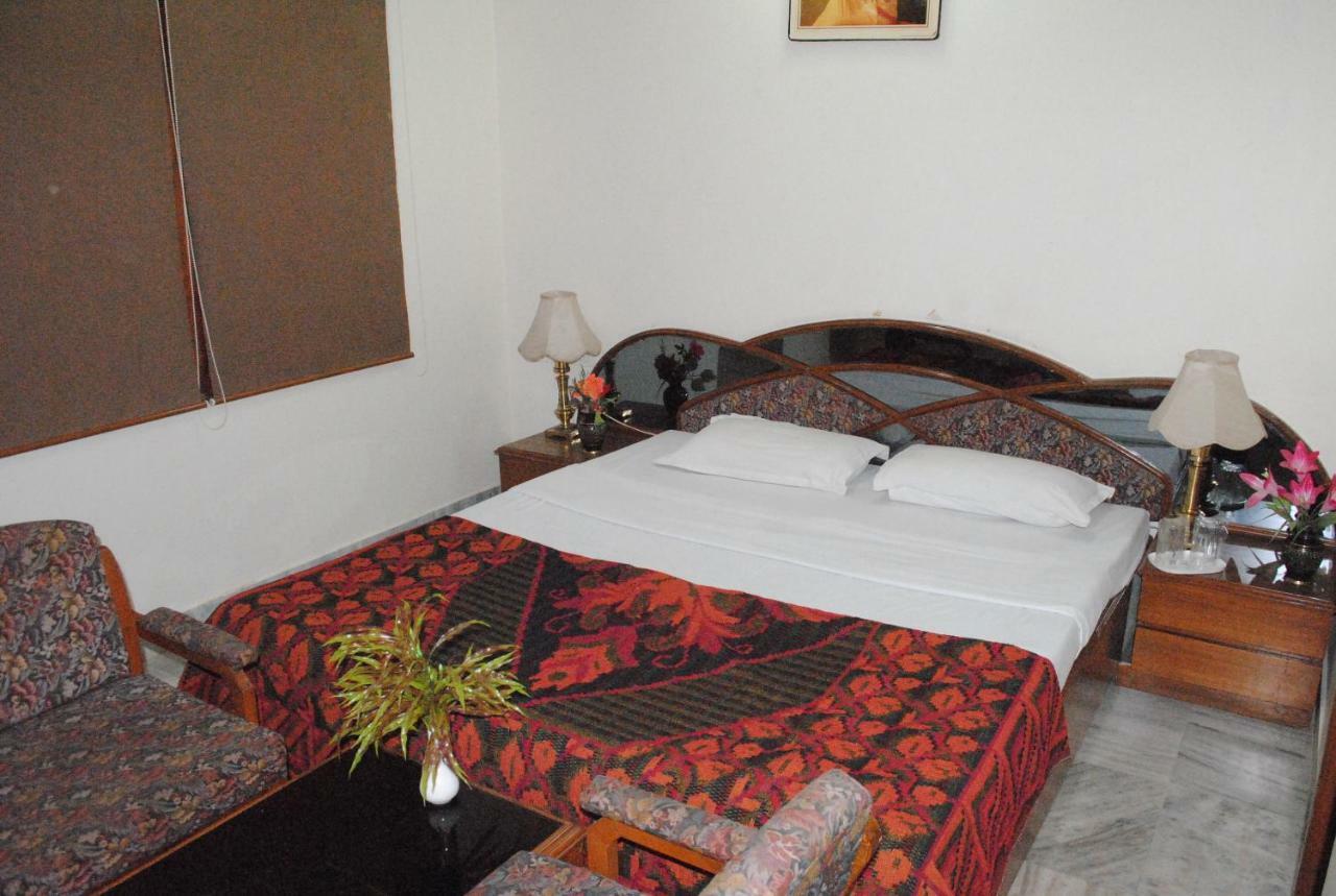 Geetco Hotel Jalor 外观 照片