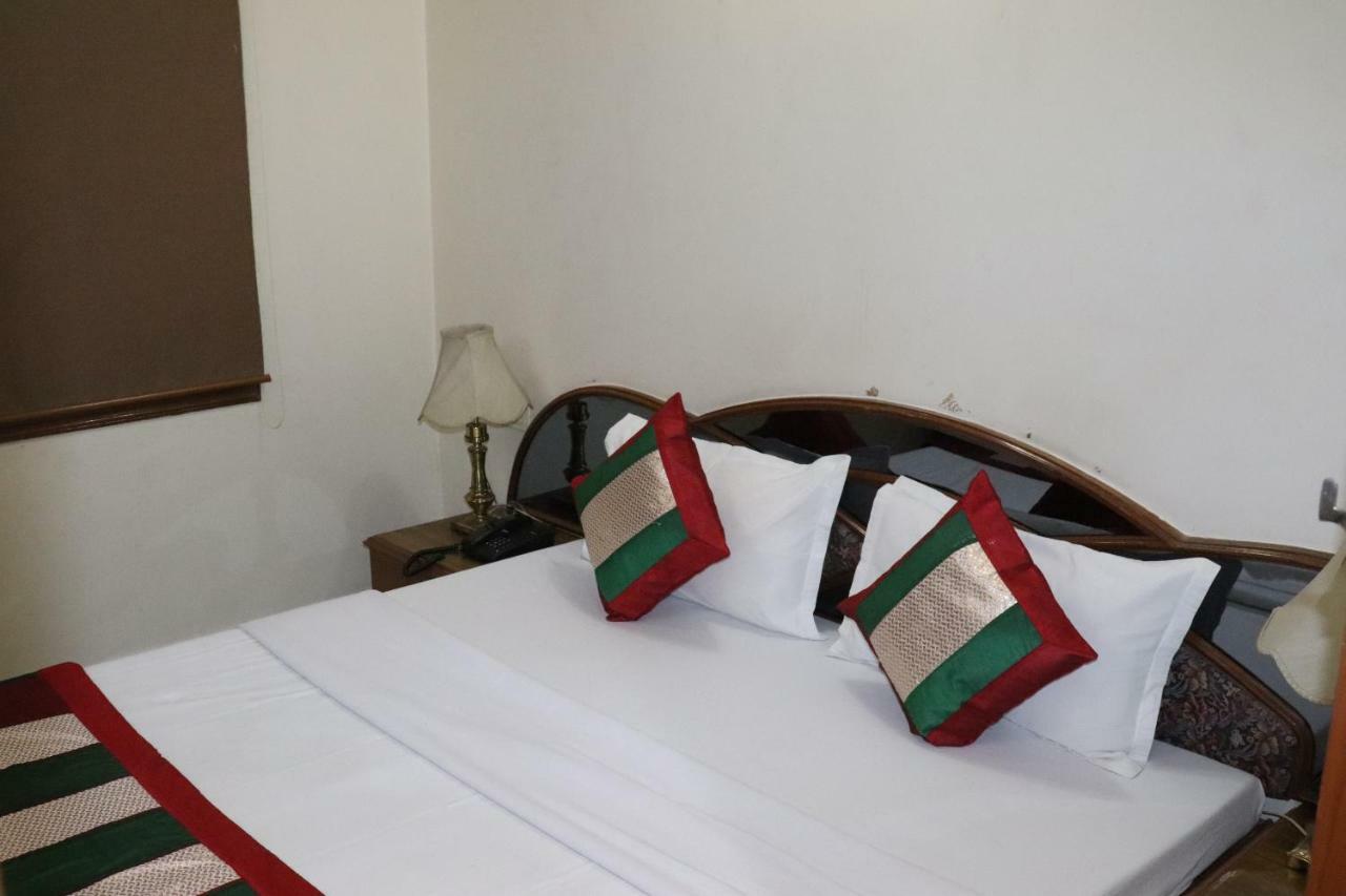 Geetco Hotel Jalor 外观 照片