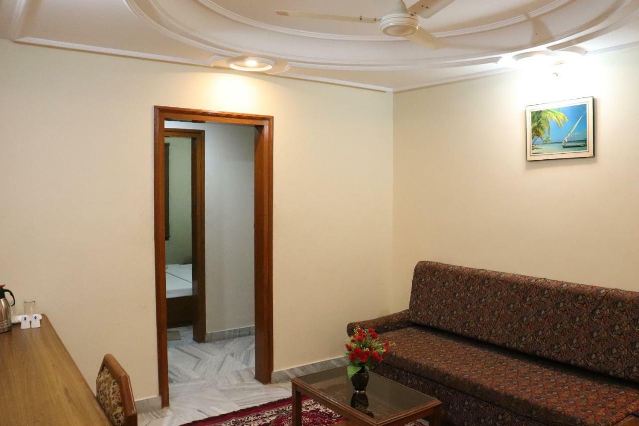 Geetco Hotel Jalor 外观 照片