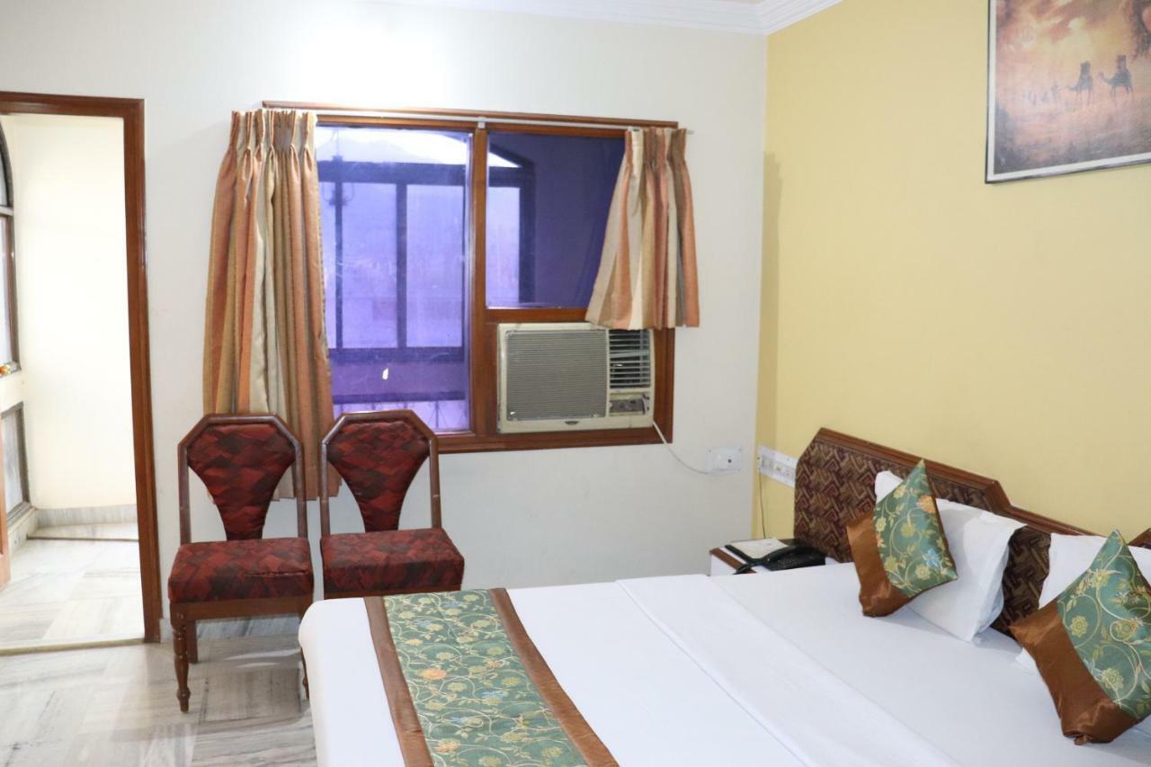 Geetco Hotel Jalor 外观 照片